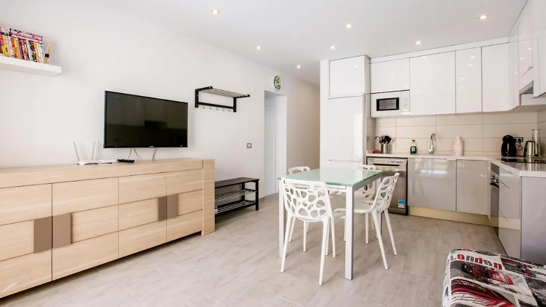Costa Adeje-2 Bed.Apartment With Double Terrace 0*, 아데제 스페인